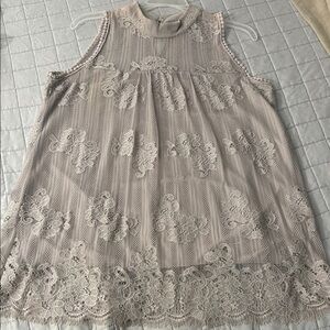 Elegant Lace Sleeveless Blouse - Cream